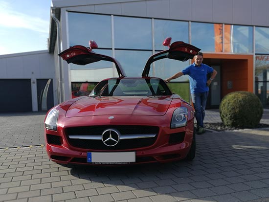 Mercedes Sls Amg Schenken Sie Erlebnisse Von Jochen Schweizer
